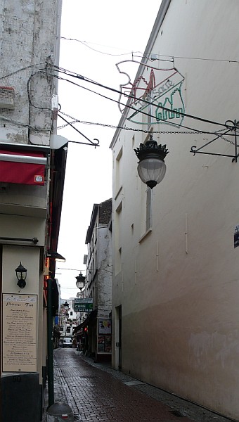 Petite rue des Bouchers, looking towards the rue des Bouchers, Brussels, 2010 Petite rue des Bouchers, looking towards the rue des Bouchers, Brussels, 2010